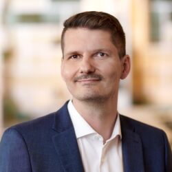 Dr. Florian Wenzel